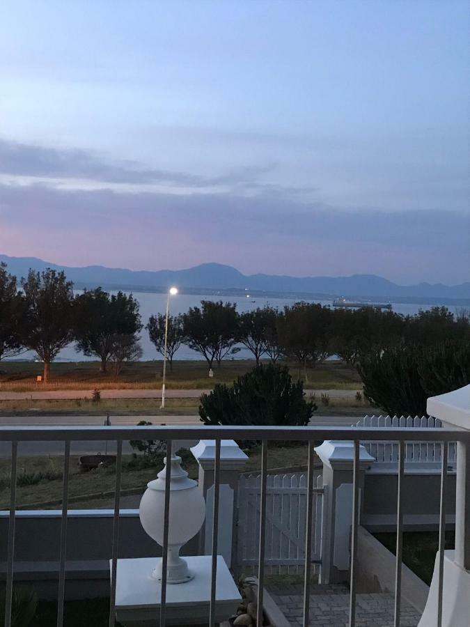 Ferienwohnung Authentic Mossel Bay Exterior foto